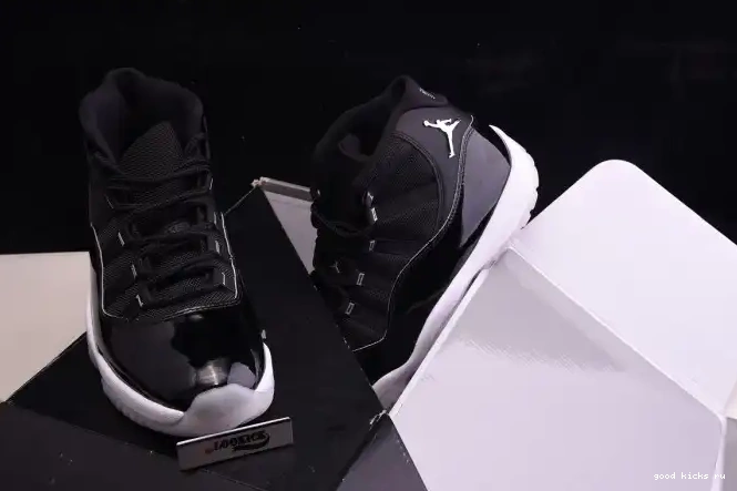 CT8012-011 Air 25th Jordan Anniversary 11 0611